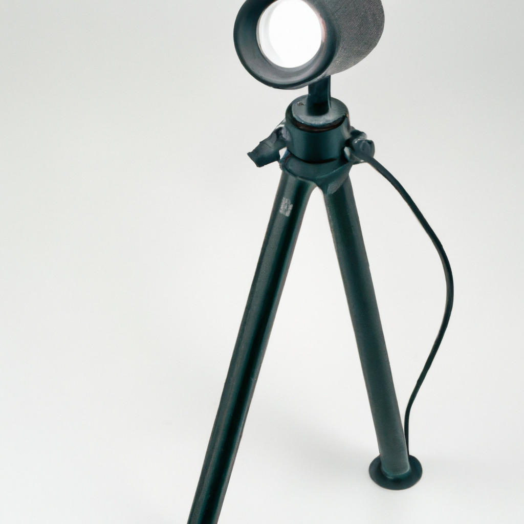 Minimalistische witte fotostudio met camera en softbox — Laquhiy Fotoacademie in België